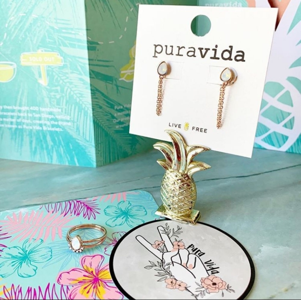 ♡♡ISO♡♡♡ PV May 2020 Jewelry Club